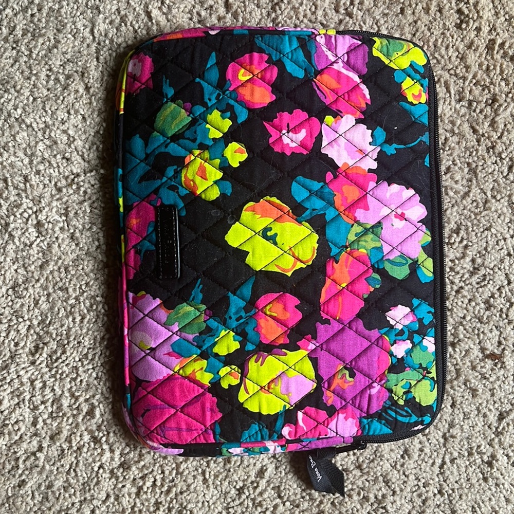 Vera Bradley Tablet Cloth Case- Gently Used